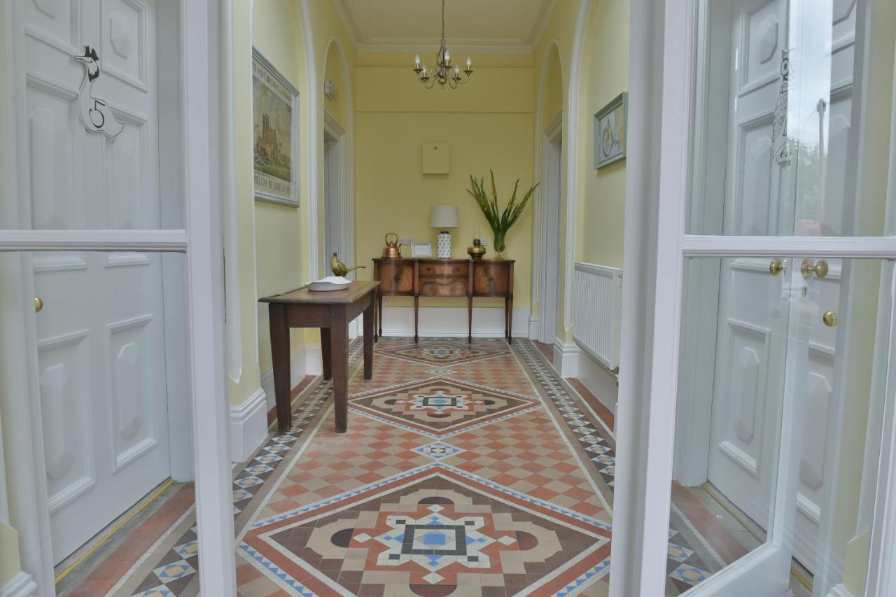 The Loddon Swan Bed & Breakfast Ngoại thất bức ảnh