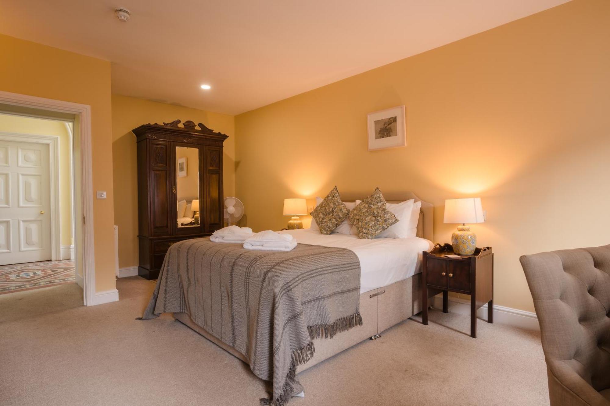 The Loddon Swan Bed & Breakfast Ngoại thất bức ảnh