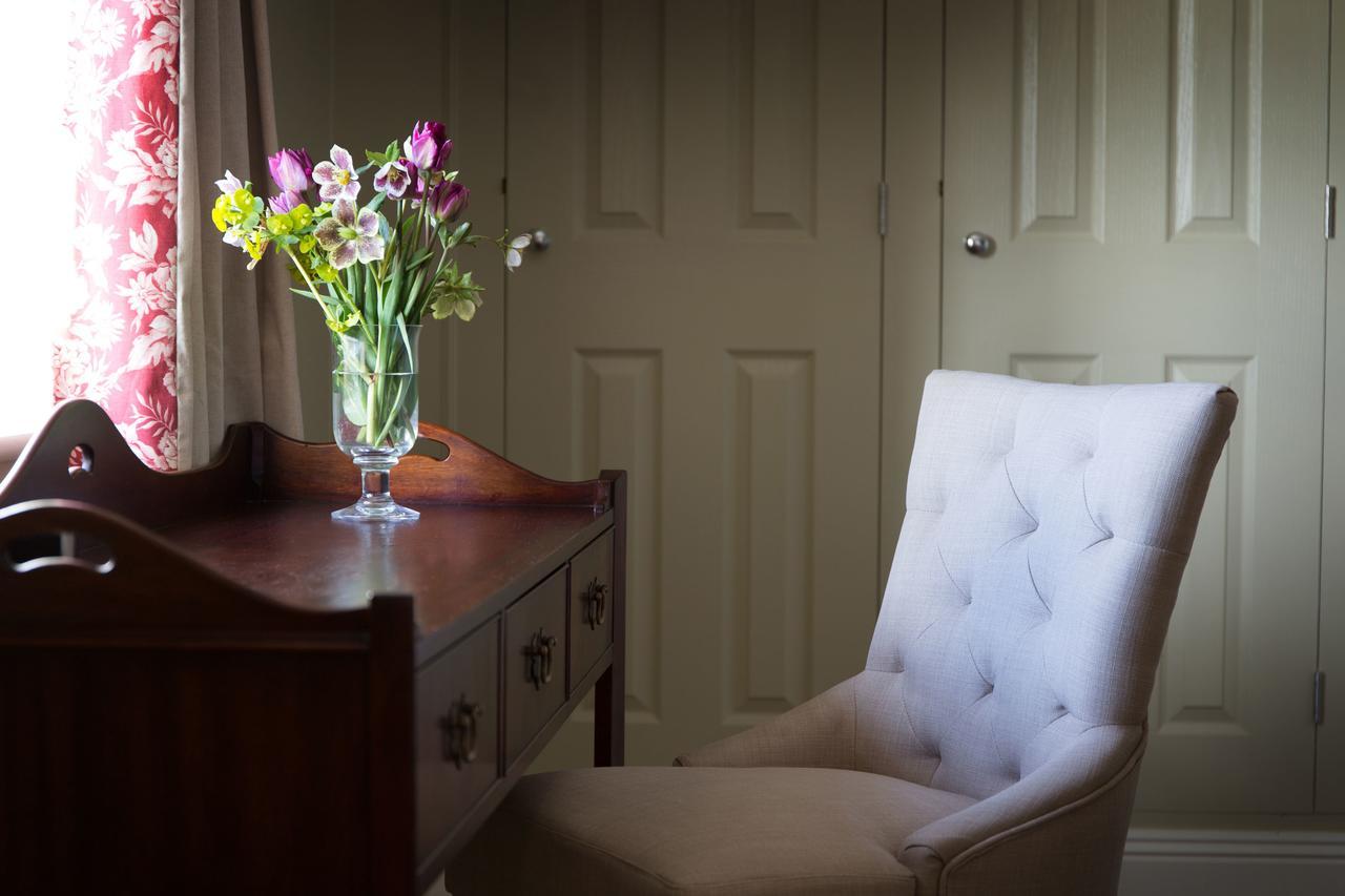 The Loddon Swan Bed & Breakfast Ngoại thất bức ảnh